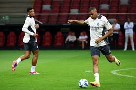 许多俱乐部 许多俱乐部